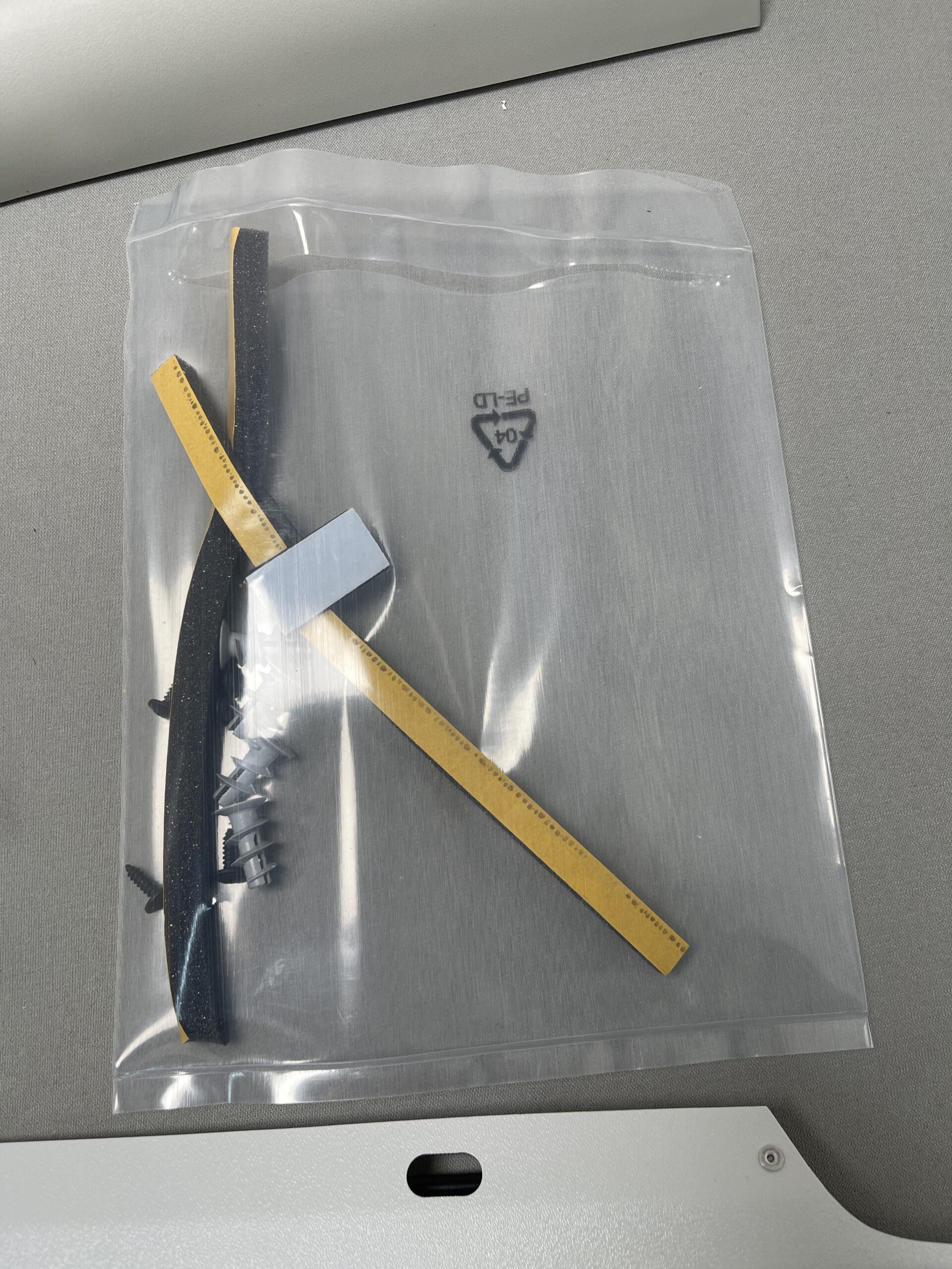 Remifront Fahrerhausverdunklungssystem für Fahrerhaus Frontscheibe rechts hellbeige