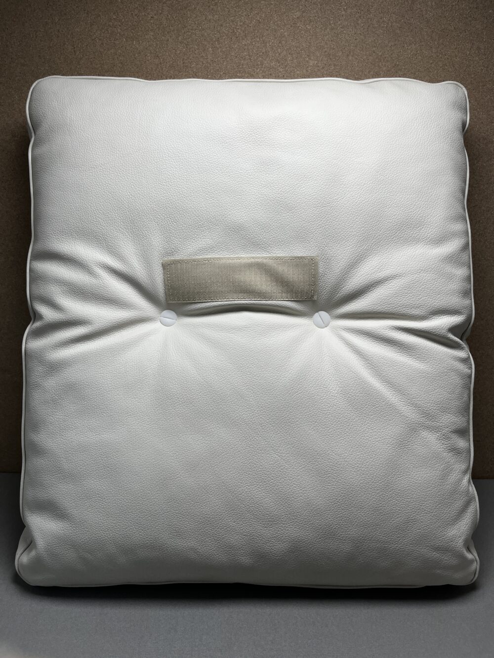 Niesmann & Bischoff Echtlederkissen mit Klett creme 50x58cm