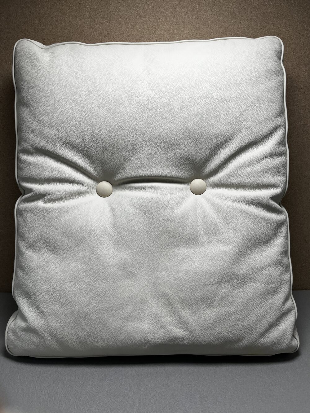Niesmann & Bischoff Echtlederkissen mit Klett creme 50x58cm