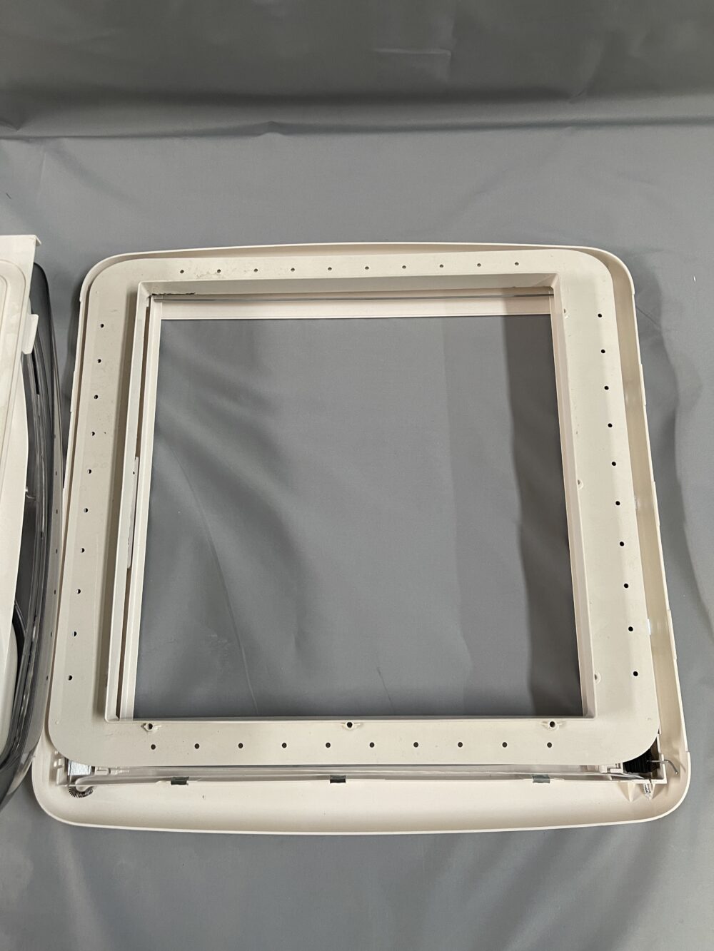 Dometic Mini Heki, Dachhaube für Ausschnitt 40 x 40 cm ohne Zwangsbelüftung