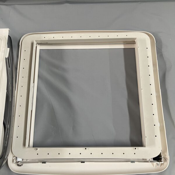 Dometic Mini Heki, Dachhaube für Ausschnitt 40 x 40 cm ohne Zwangsbelüftung