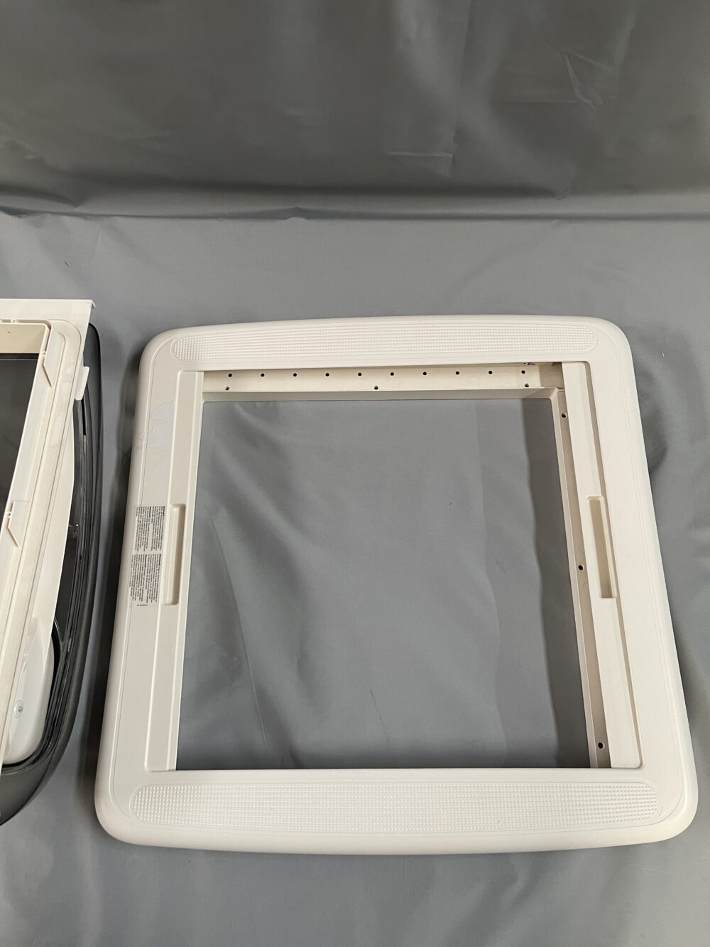 Dometic Mini Heki, Dachhaube für Ausschnitt 40 x 40 cm ohne Zwangsbelüftung