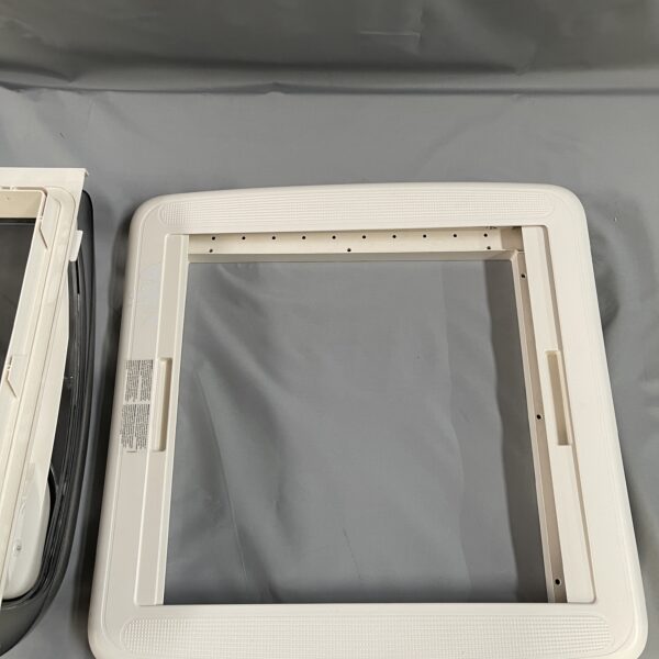 Dometic Mini Heki, Dachhaube für Ausschnitt 40 x 40 cm ohne Zwangsbelüftung