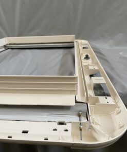 Dometic Heki 3 Innenrahmen für Dachhaube mit Abdeckklappen