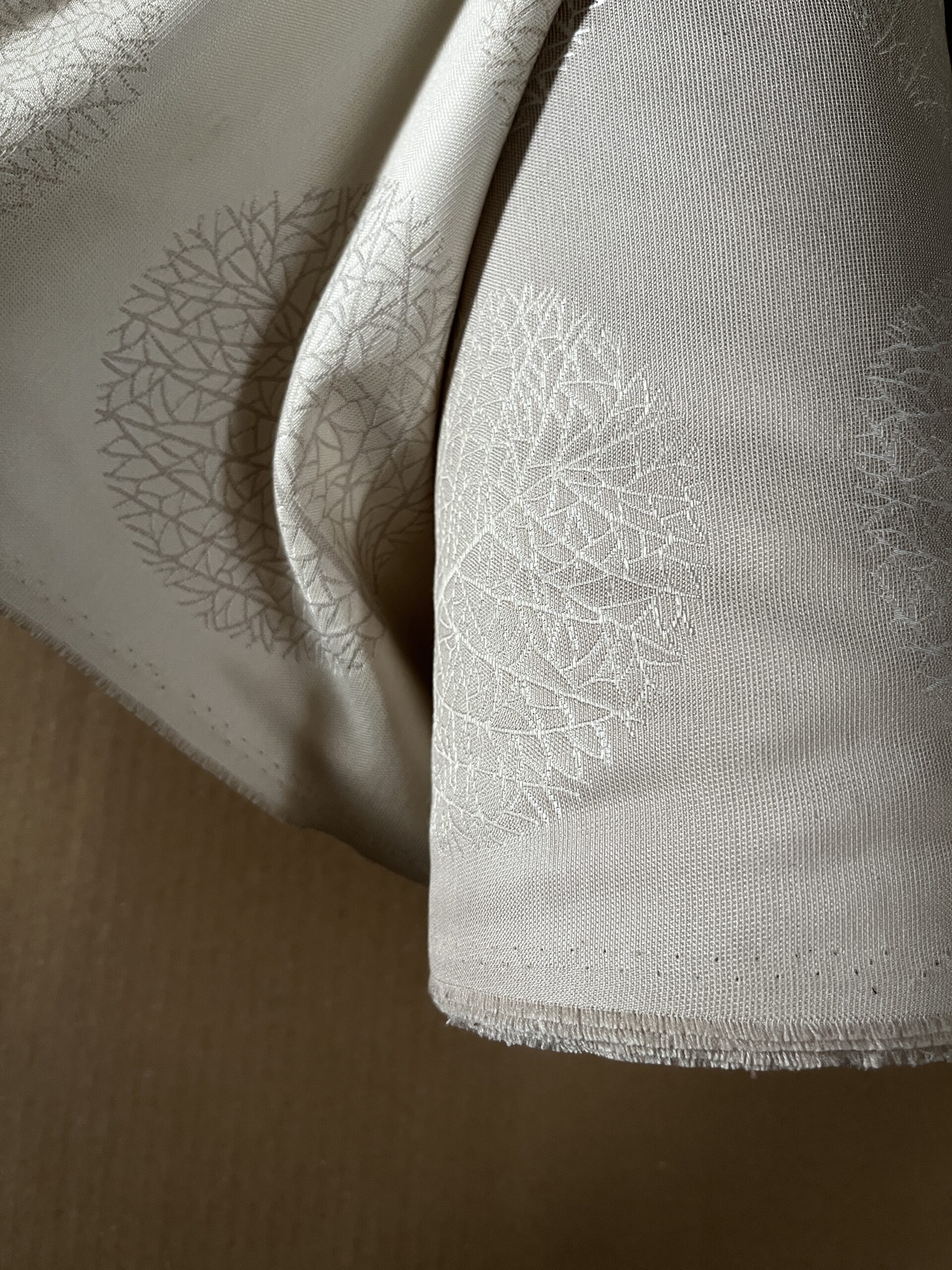 Tecon Meterware Gardinenstoff Beige Blattmuster Breite 140cm 10 Meter