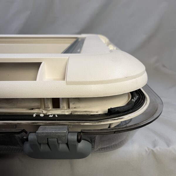 Dometic Heki 3 Dachhaube ohne Befestigungsmaterial