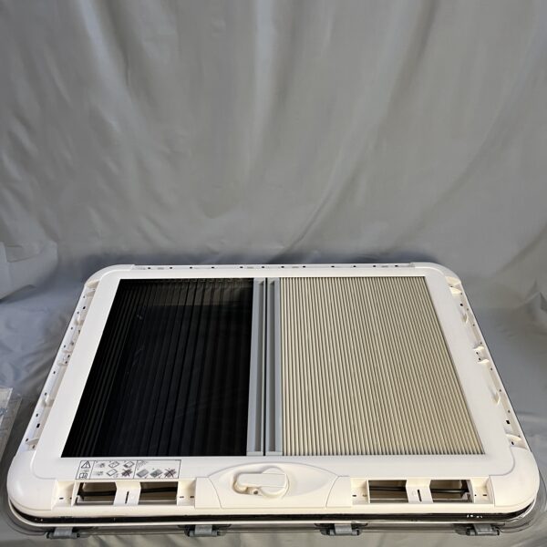 Dometic Heki 3 Dachhaube ohne Befestigungsmaterial