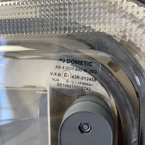 Dometic Heki 3 Dachhaube ohne Befestigungsmaterial