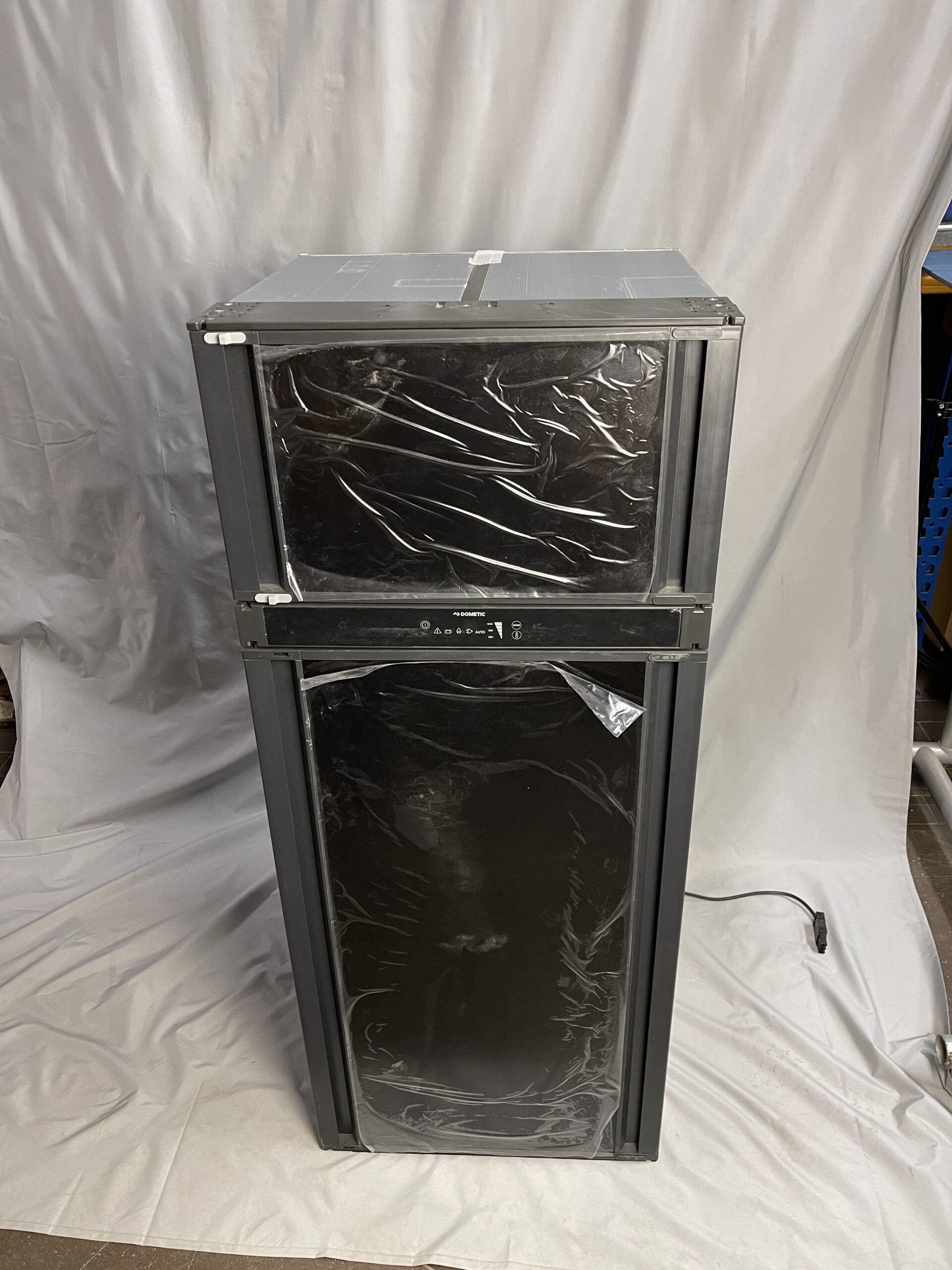 Absorberkühlschrank Dometic RMD 10.5XS Kühlschrank mit Gefrierfach 10-Series