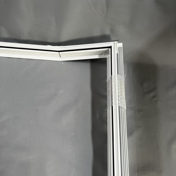 Klappenrahmen 850x1069mm - Winkel untere Kante 15° - weiß - Niesmann & Bischoff