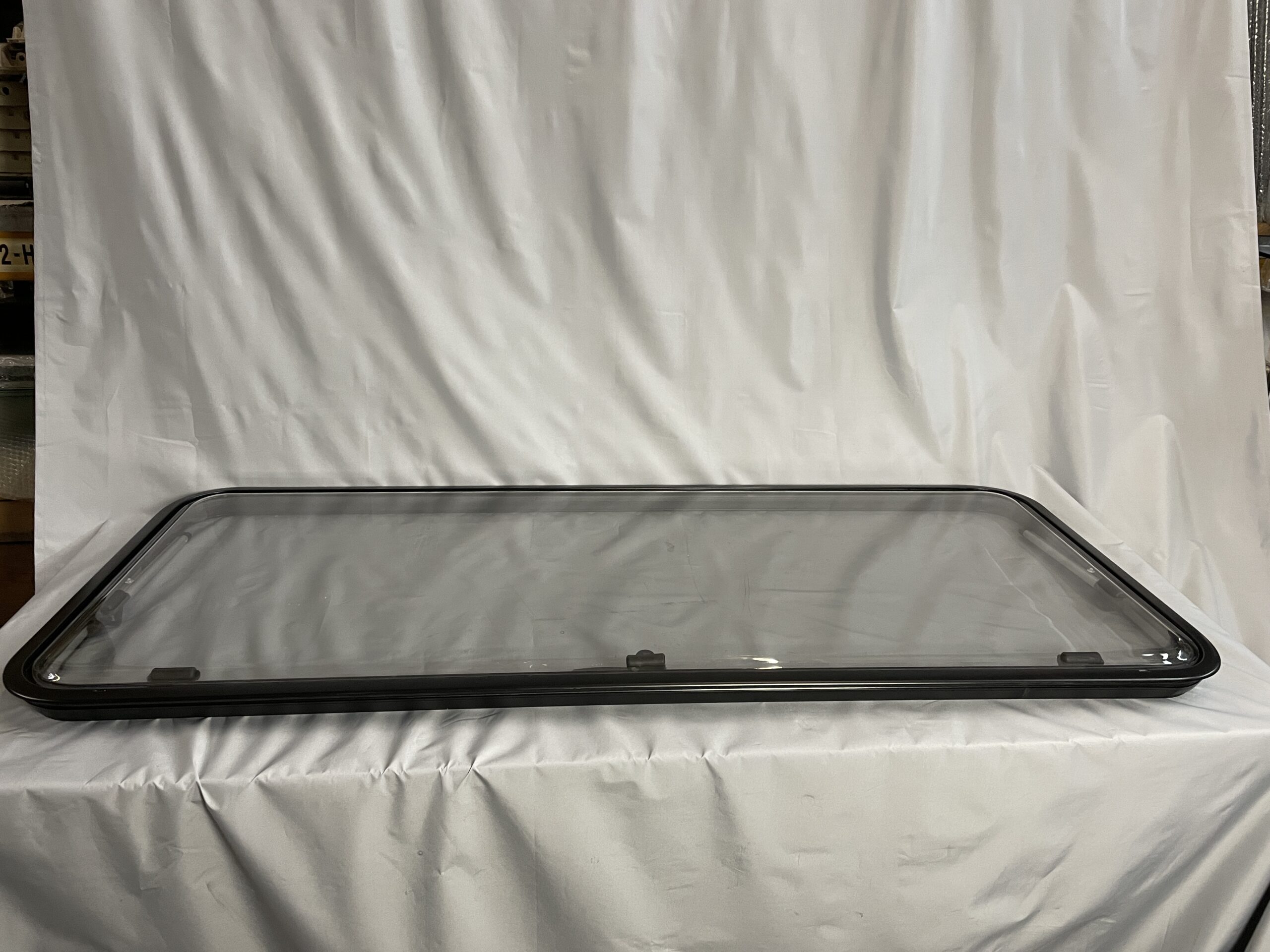 Ausstellfenster mit Rahmen, Dometic, 1400 x 600 mm, schwarz