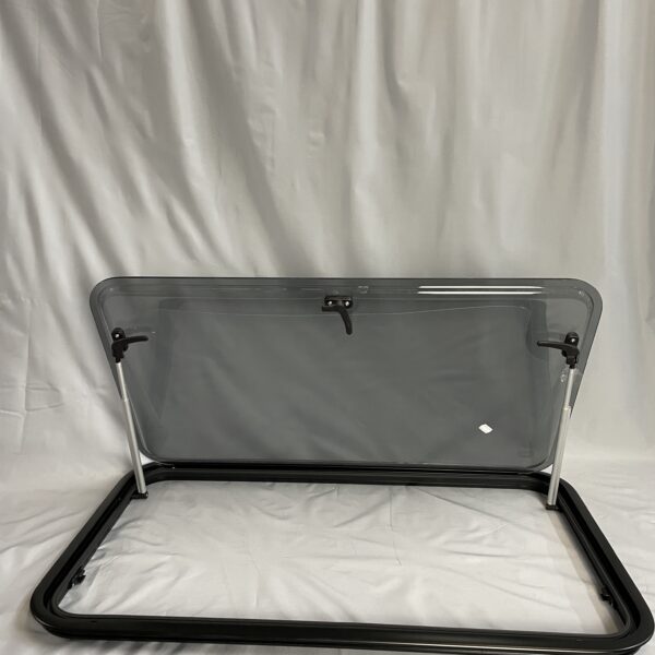 Dometic Ausstellfenster mit Rahmen, 900 x 520 mm, schwarz getönt