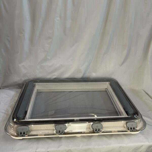 Dometic Heki 3 Dachhaube ohne Befestigungsmaterial