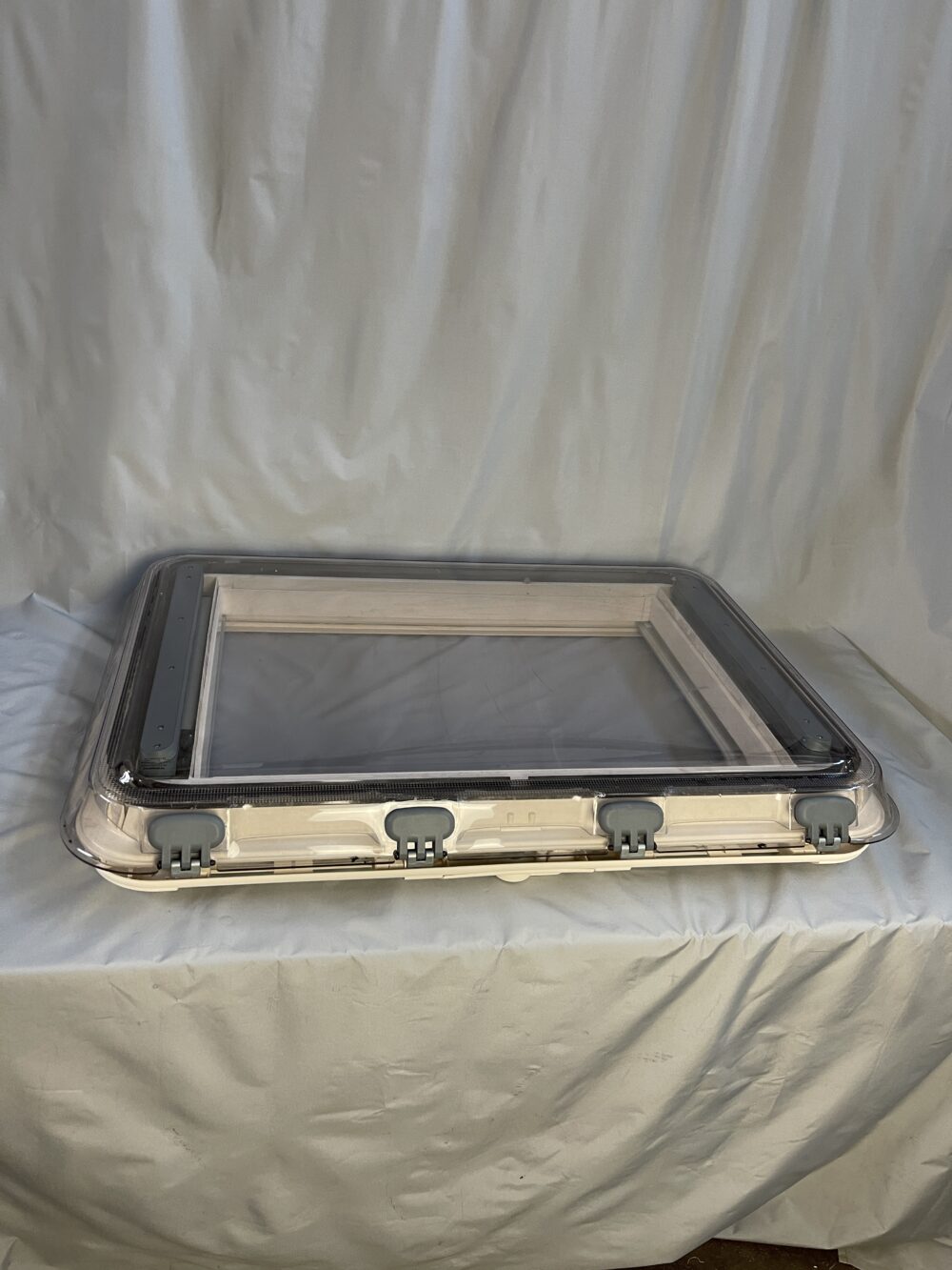 Dometic Heki 3 Dachhaube ohne Befestigungsmaterial