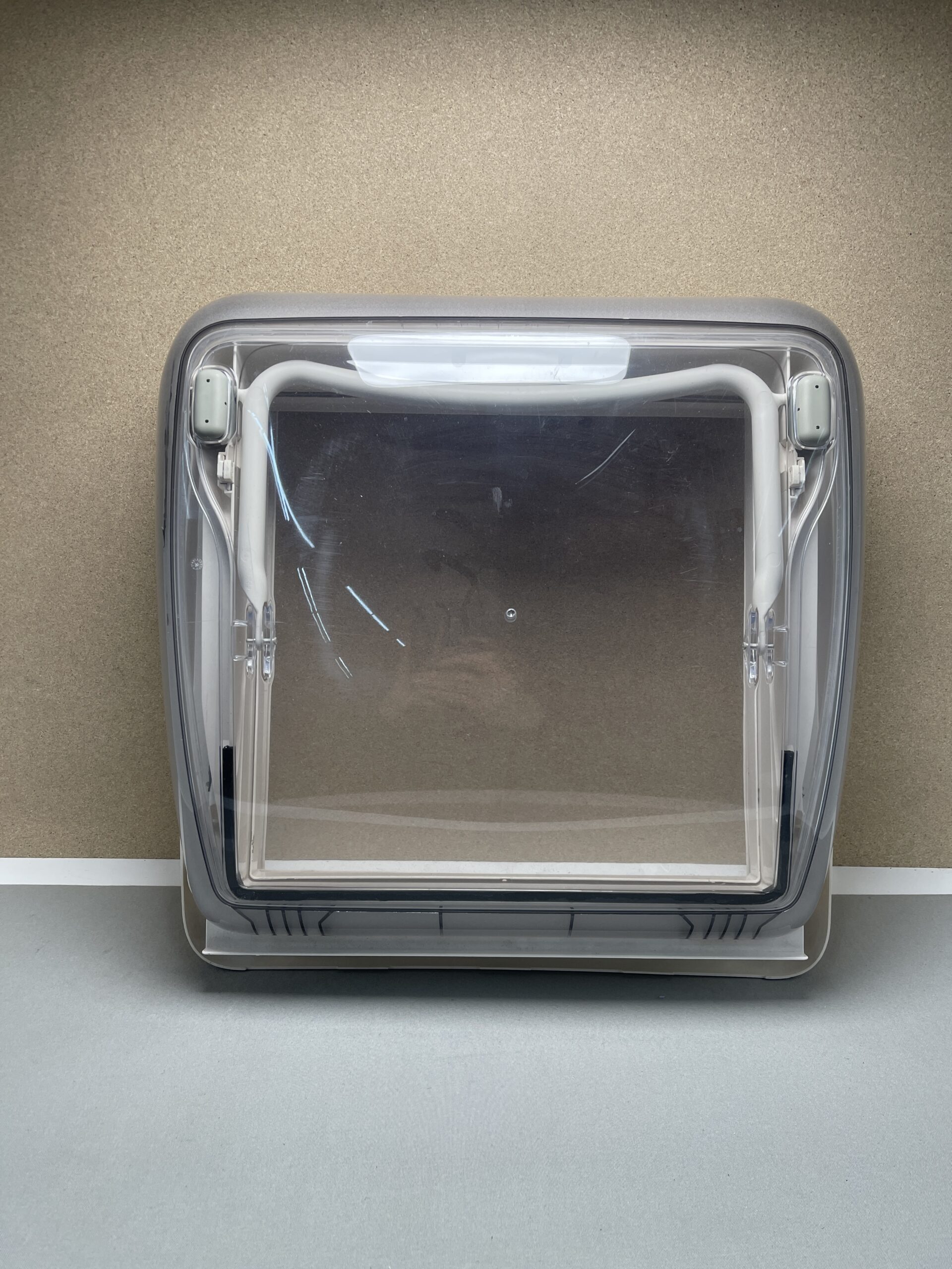 Dometic Mini Heki, Dachhaube für Ausschnitt 40 x 40 cm mit Zwangsbelüftung