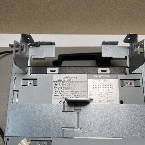 Alpine X902