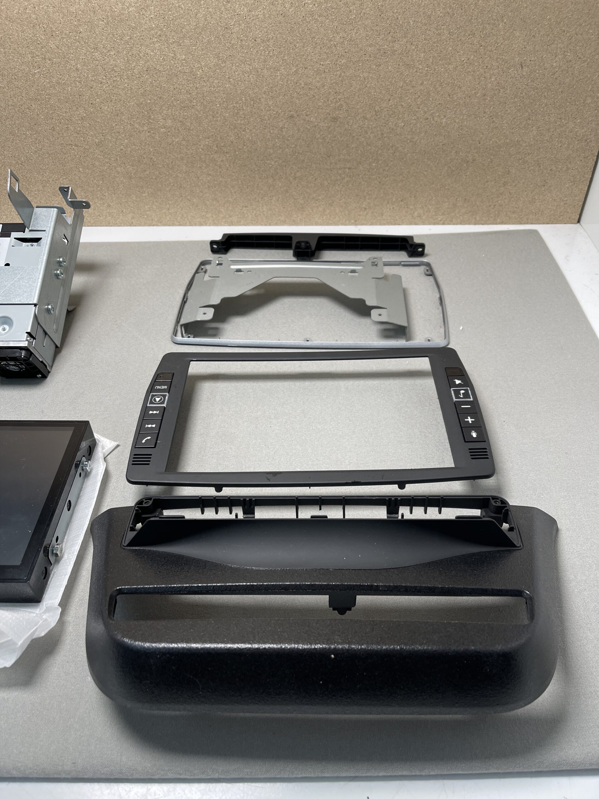 Alpine X902 "Ersatzteillager" für Bastler