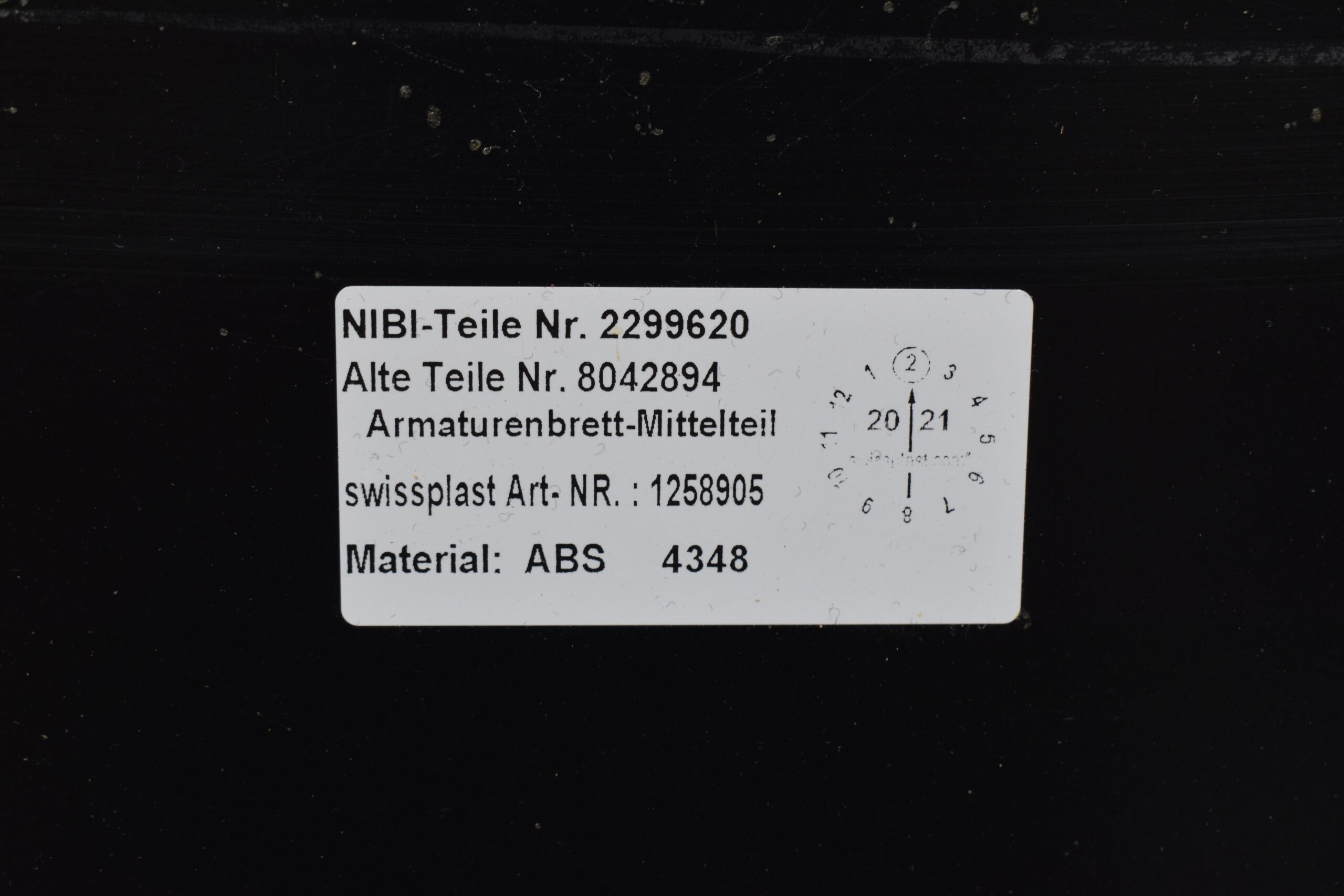 Niesmann + Bischoff Verkleidung Armatur Mitte – Bild 8