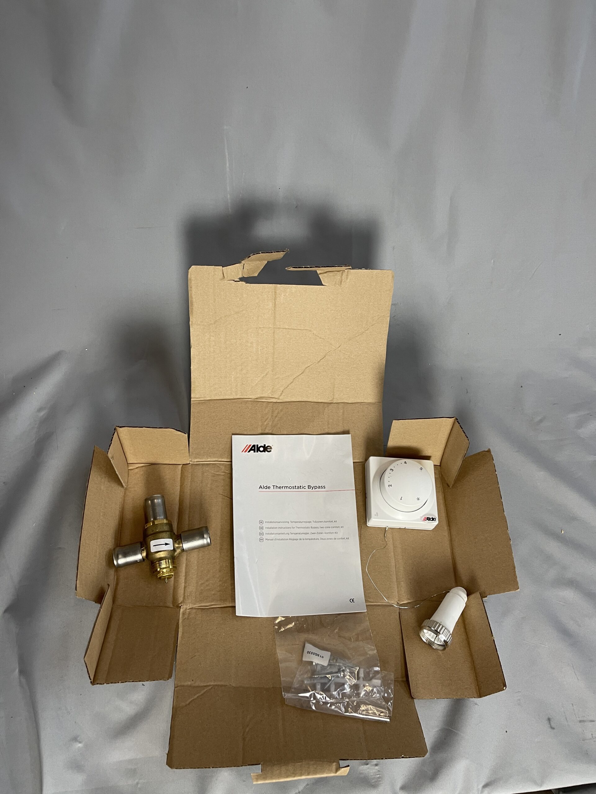 Alde Heizung Compact 3020 HE inkl. Zubehör