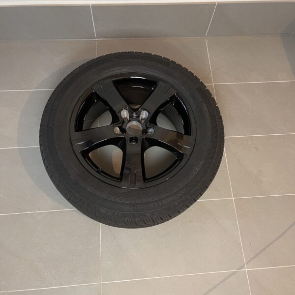 Continental VanContact Camper Kompletträder 255/55 R18 CP schwarz 4 Stück