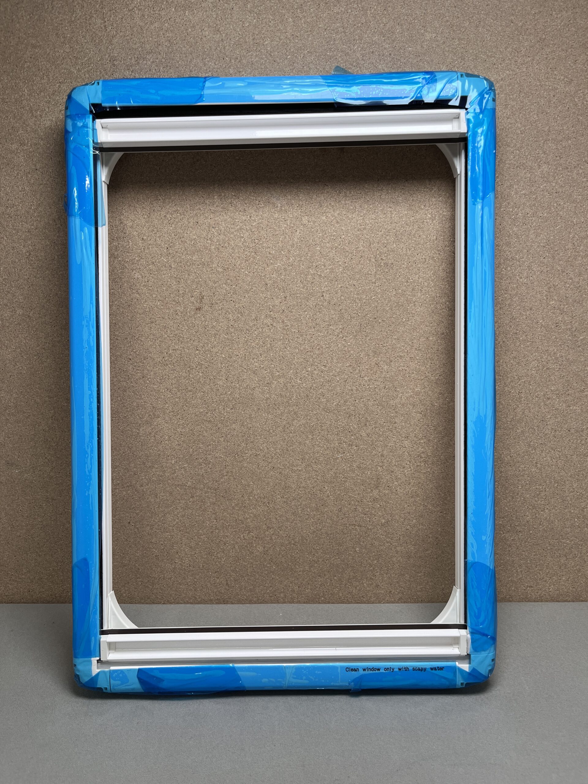 Carbest Innenrahmen RW Compact mit Verdunklungssystem und Insektenschutz 350x500