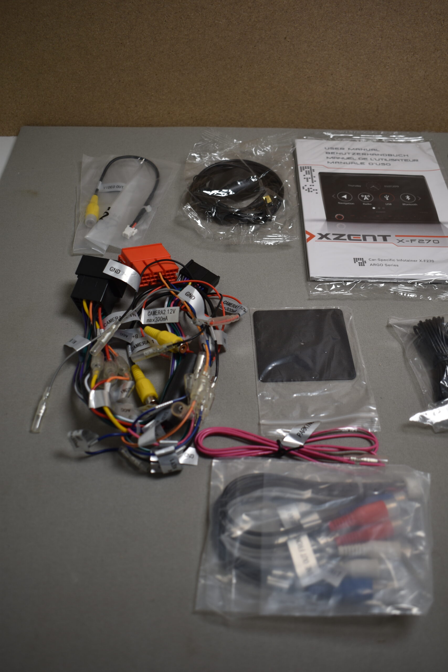 Zenec X-F270 Navigationsgerät