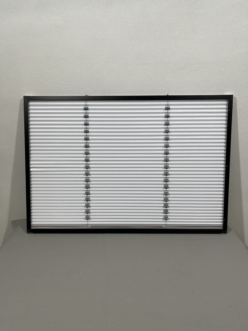 Innenrahmen Verdunklungsrollo schwarz 126,5 x 85,5