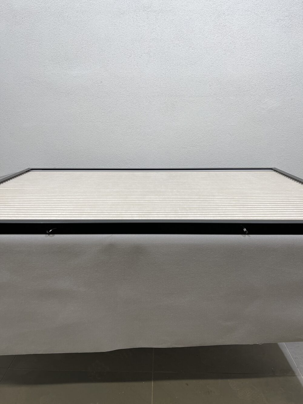 Innenrahmen Verdunklungsrollo schwarz 126,5 x 85,5