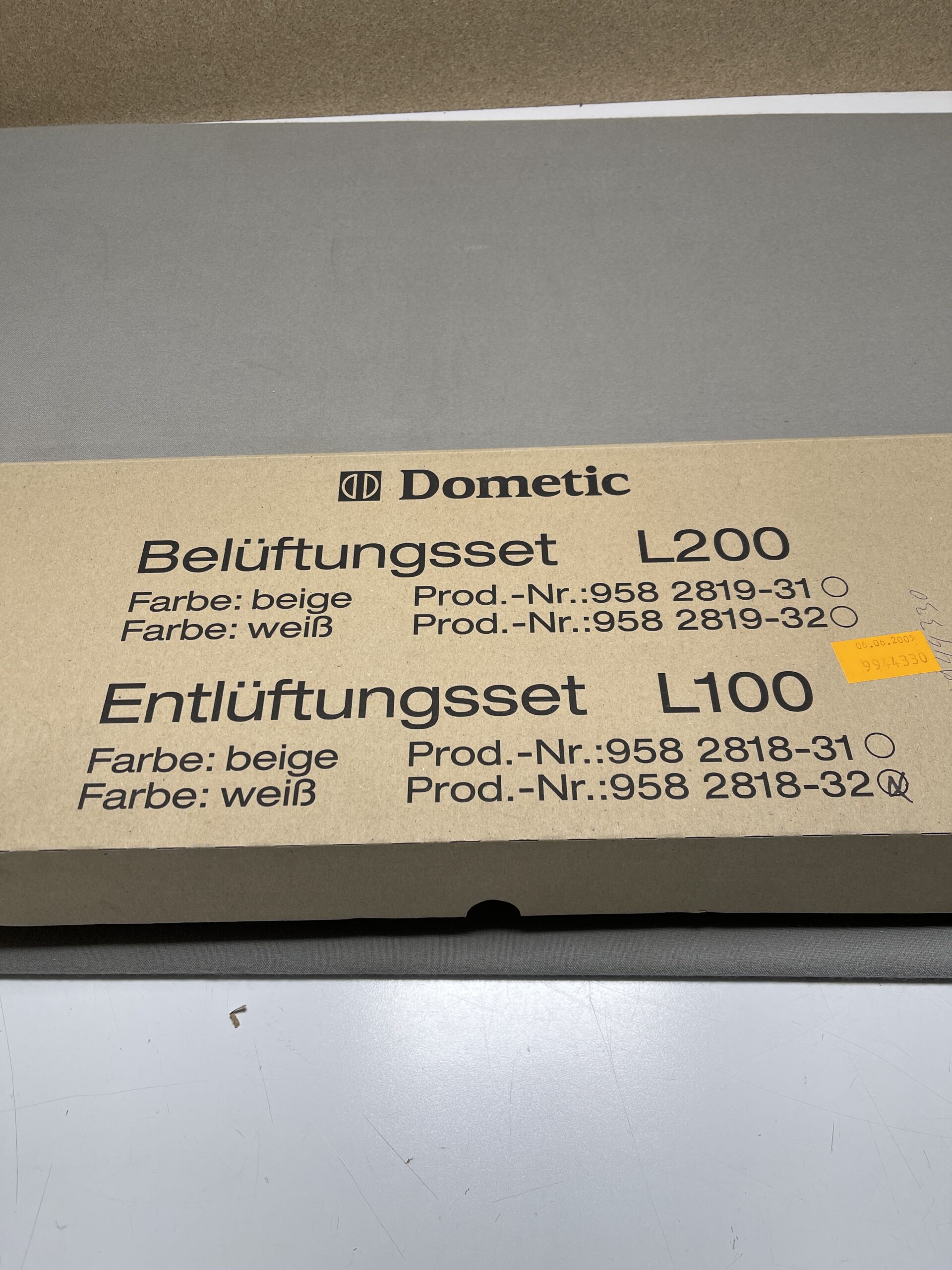 Dometic Entlüftungsset L100 Außenrahmen ohne Gegenteil weiß