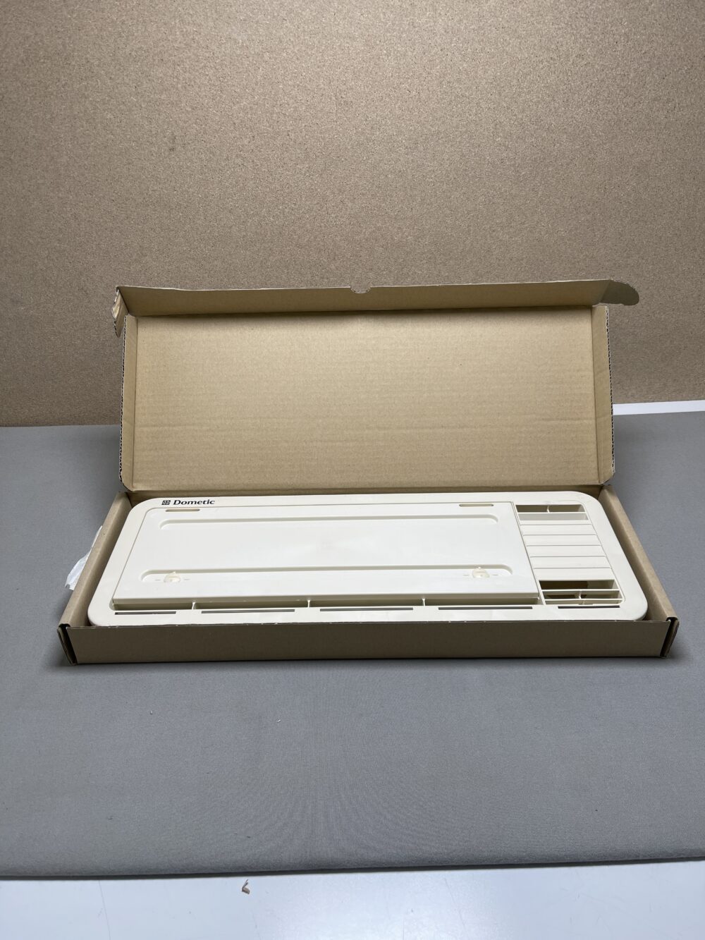 Dometic Entlüftungsset L100 Außenrahmen ohne Gegenteil beige