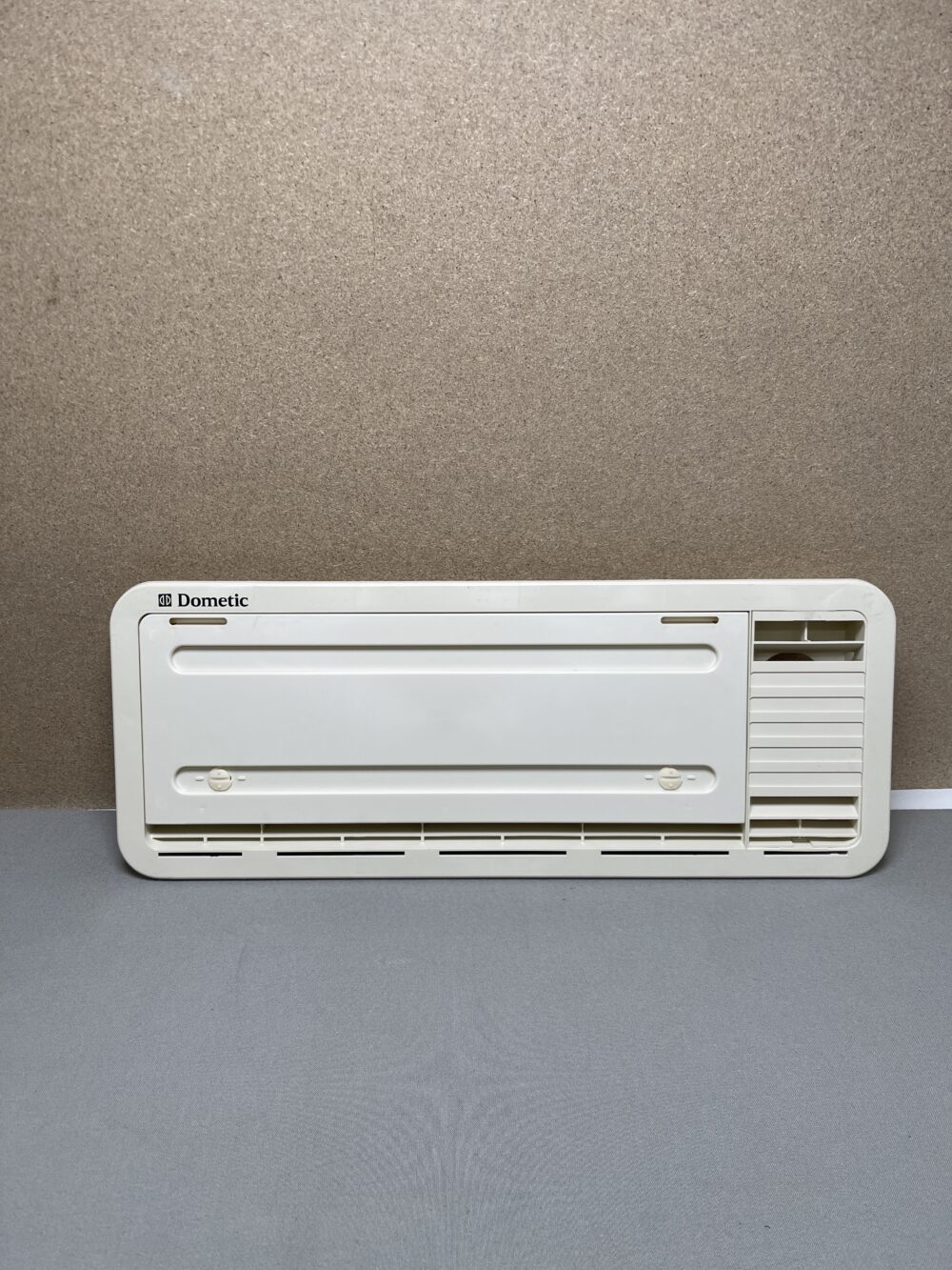 Dometic Entlüftungsset L100 Außenrahmen ohne Gegenteil beige