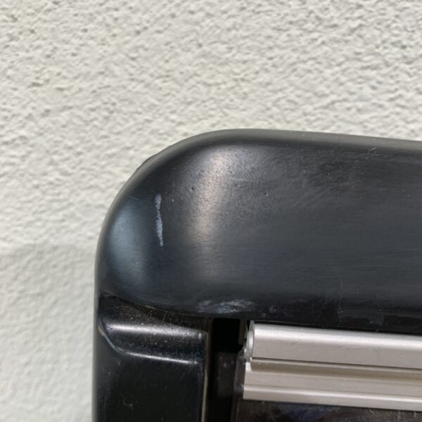 Ausstellfenster schwarz 1450mm x 590mm mit Verriegelung