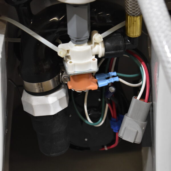 Dometic Toilette MasterFlush Modell 8640