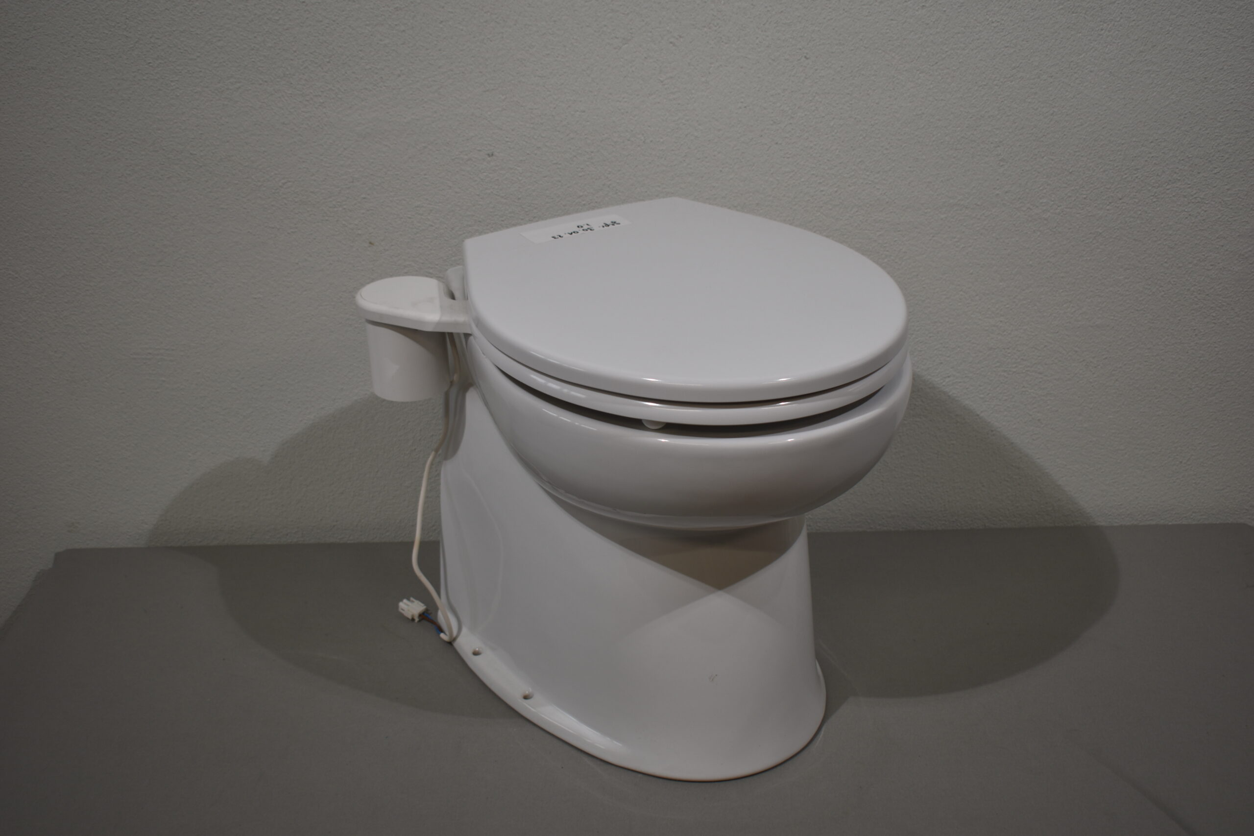 Deluxe Flush Electric Toilette 58040-3012