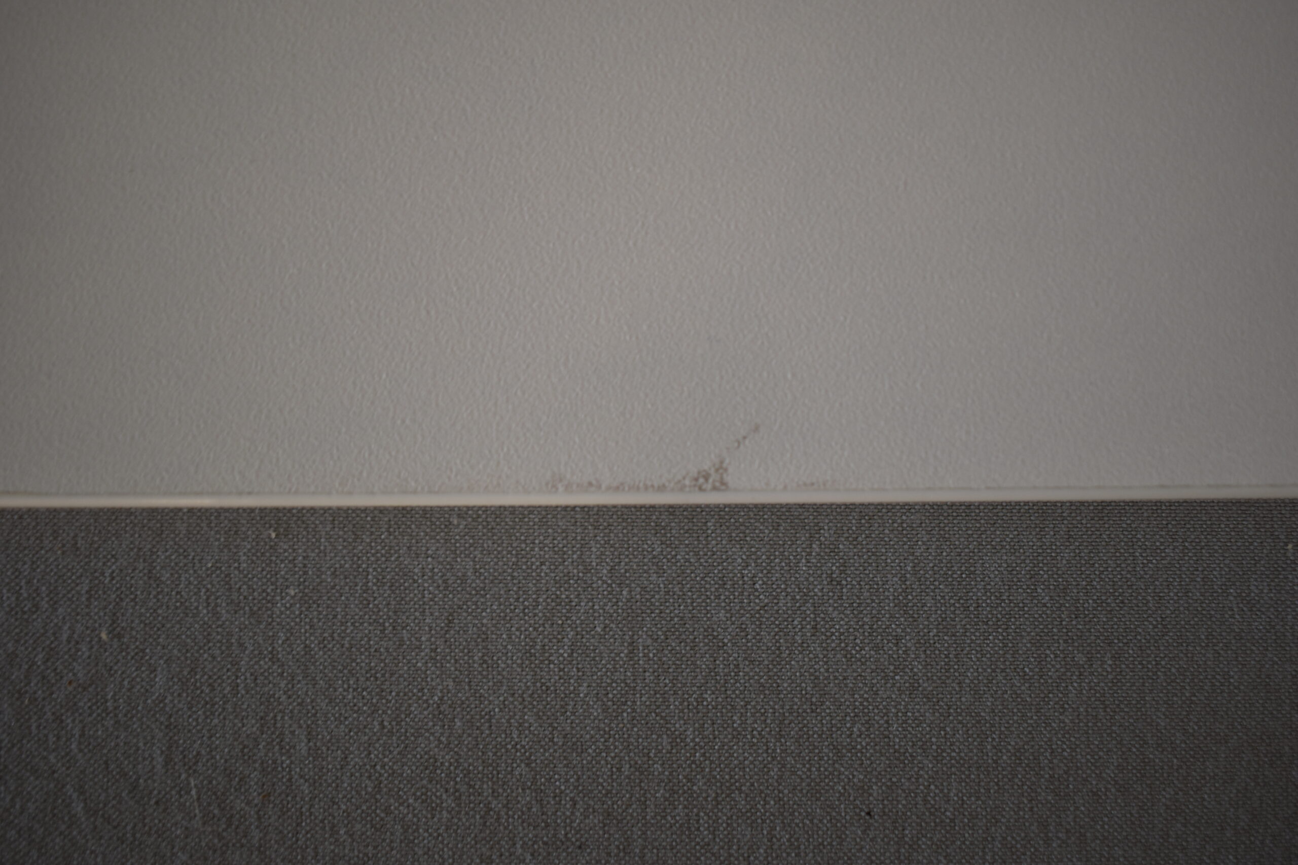 Möbel - Blende in Pearle White ca. 921x288x15 mm (gebogen)