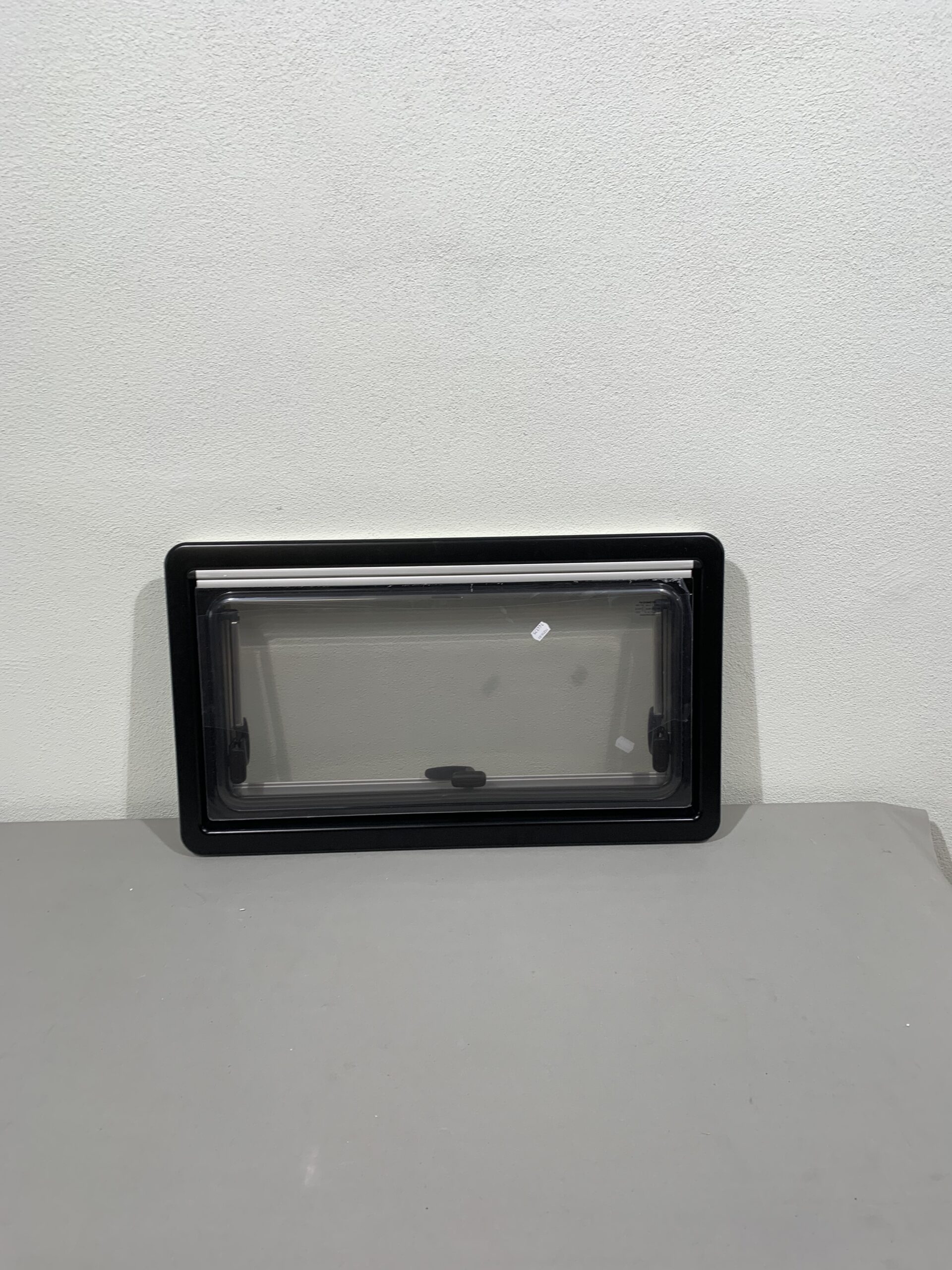 Dometic Ausstellfenster S4 750x450mm mit Innenrahmen