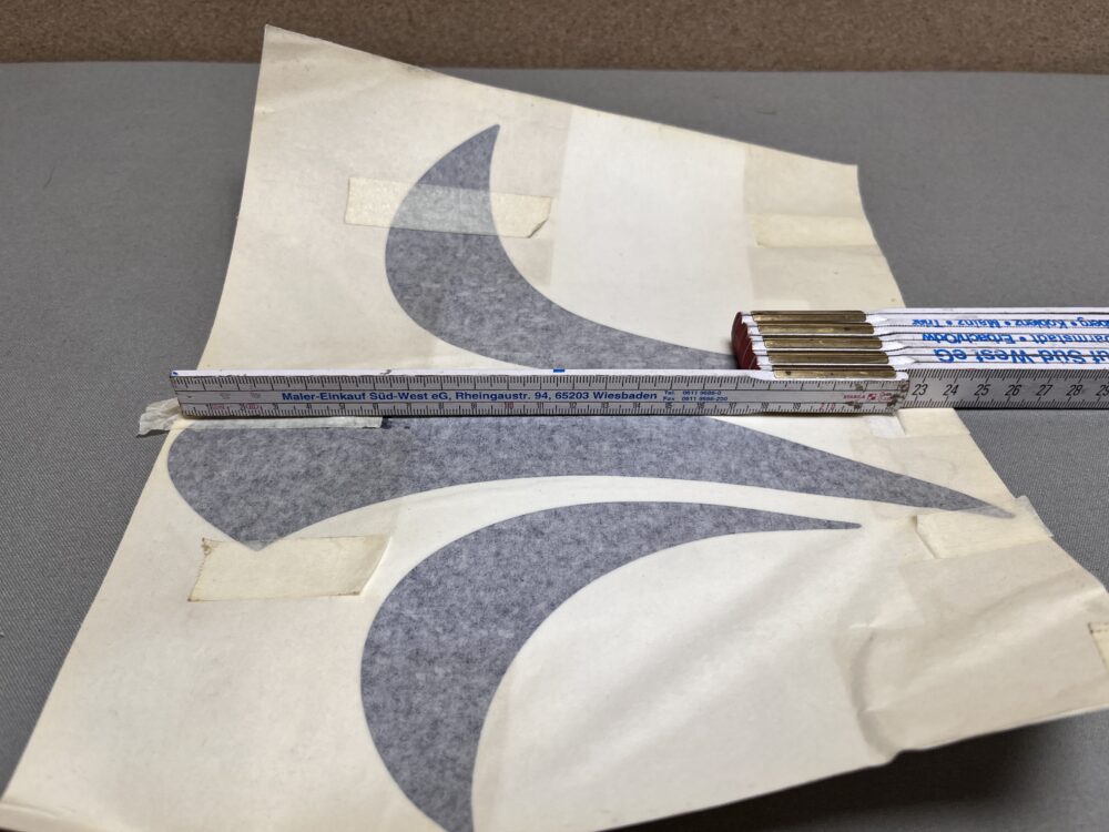 Niesmann & Bischoff Aufkleber Lilie blau metallic
