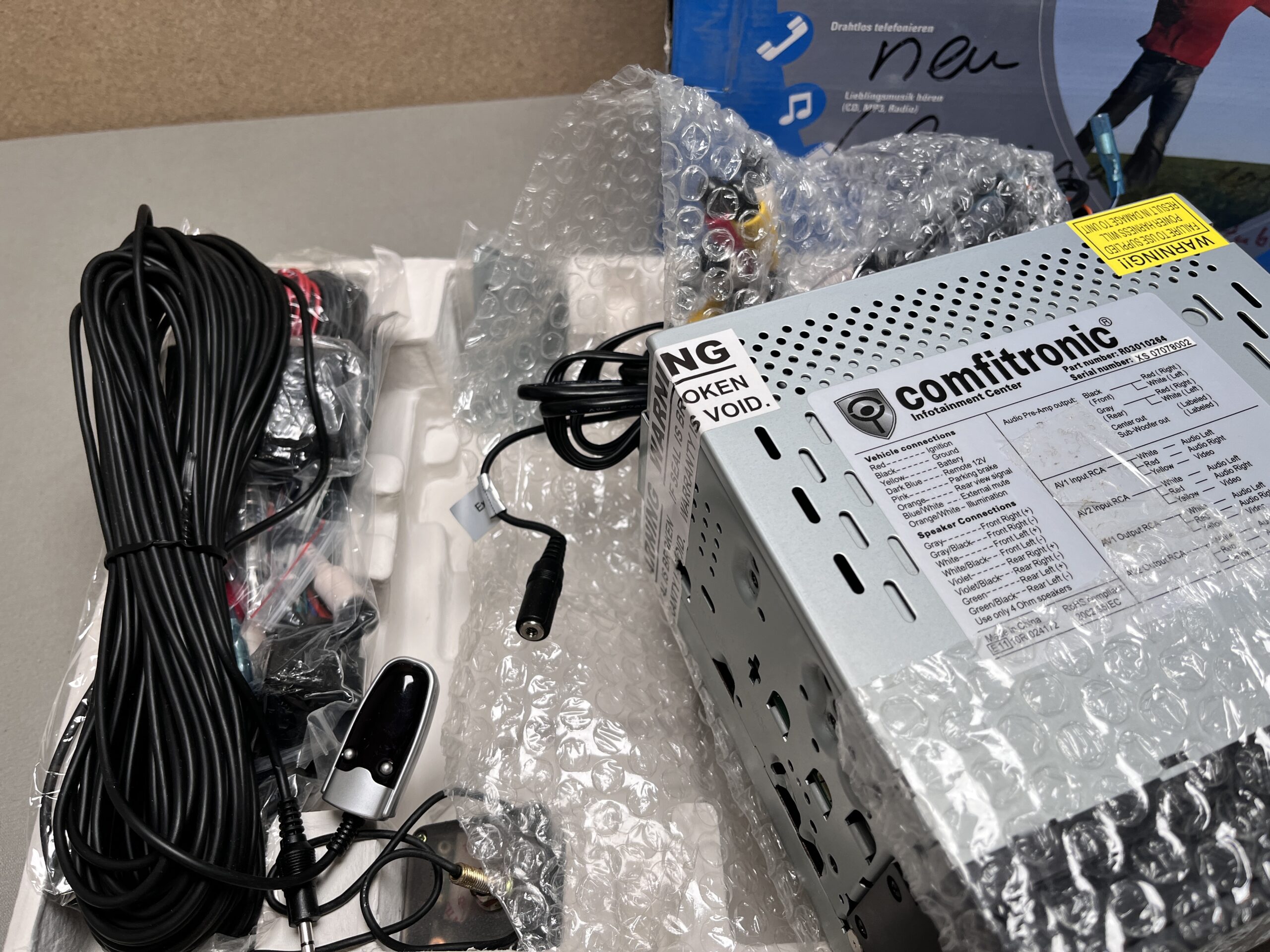 Wohnwagentür geteilt Oberteil ca. 102x54cm Hammerschlag