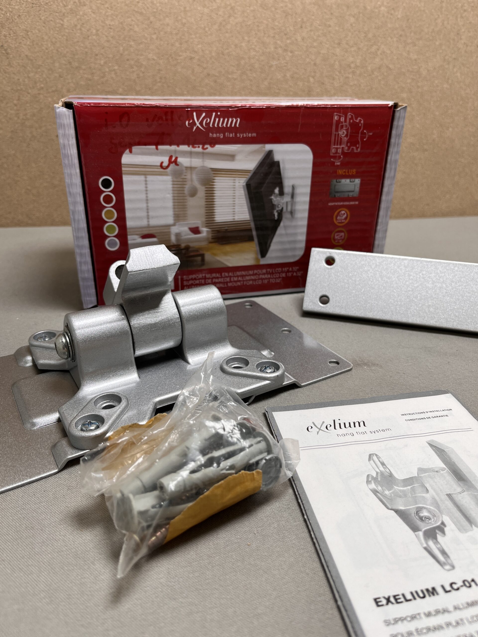 Exelium LC01 Wandhalter TV Halterung