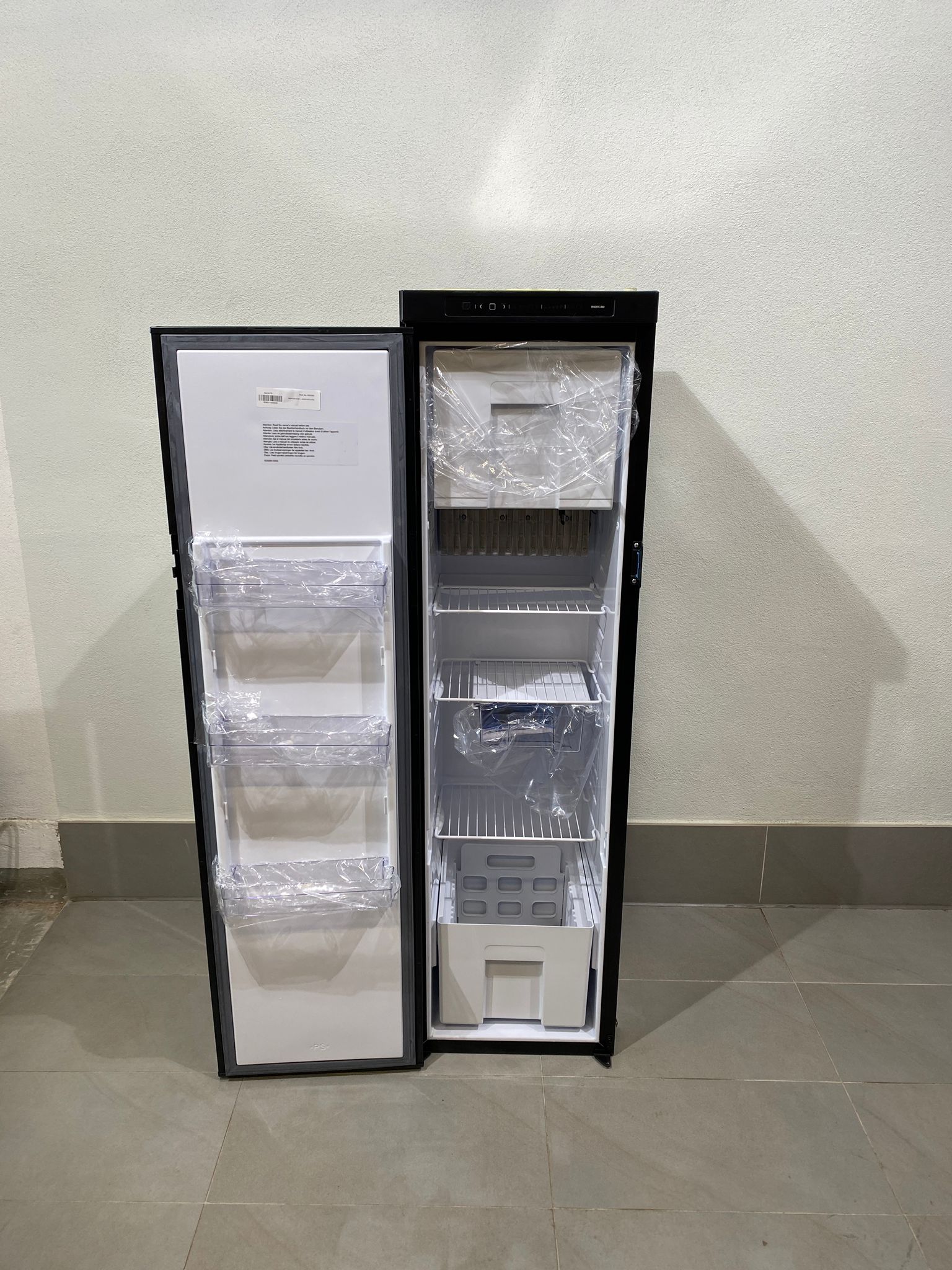 Thetford REFRN4142E+ Absorberkühlschrank mit Gefrierfach – Bild 2