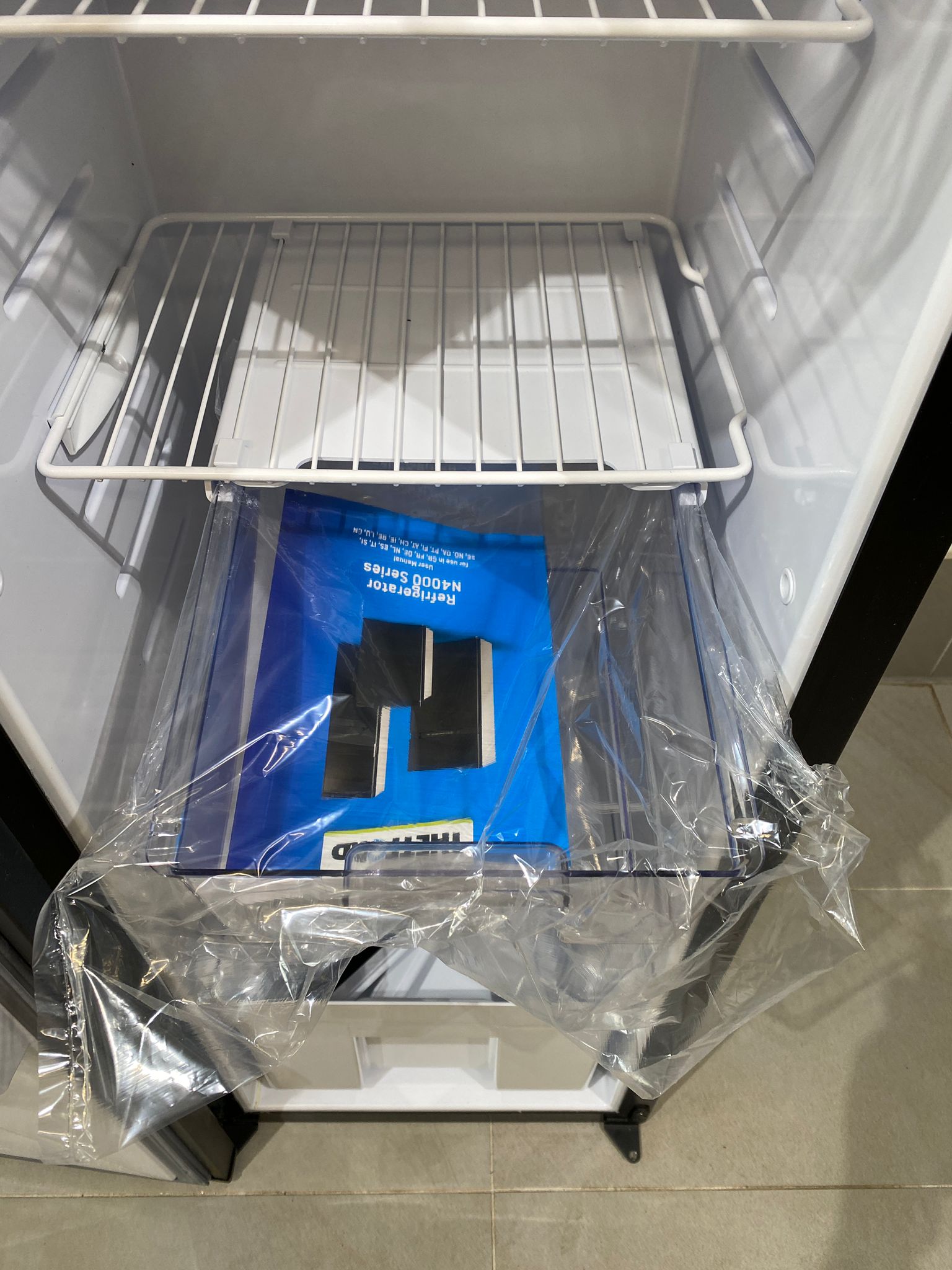 Thetford REFRN4142E+ Absorberkühlschrank mit Gefrierfach – Bild 6
