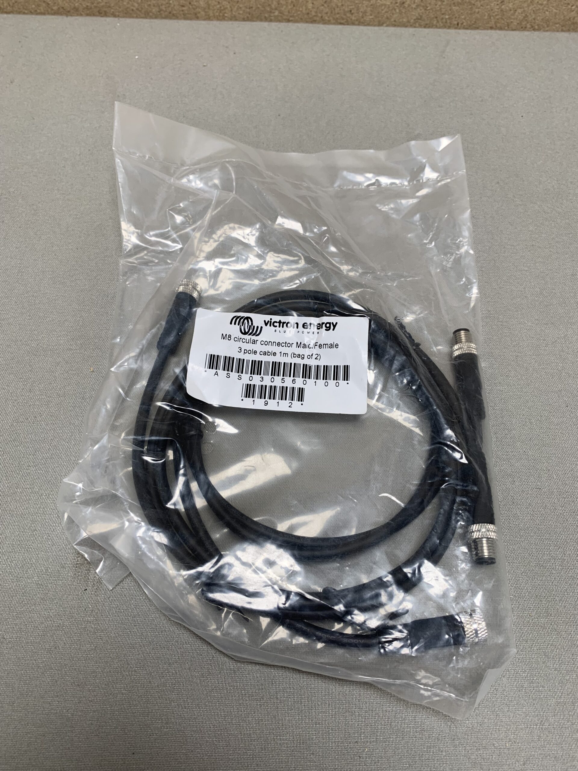 Victron Energy M8 Stecker 3-polig 1m