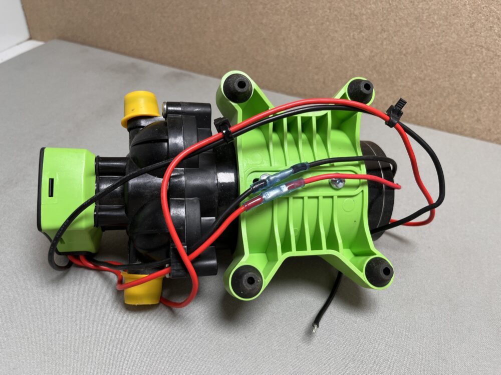 Lilie Membranpumpe IQflo 11.1 Trinkwassersystem