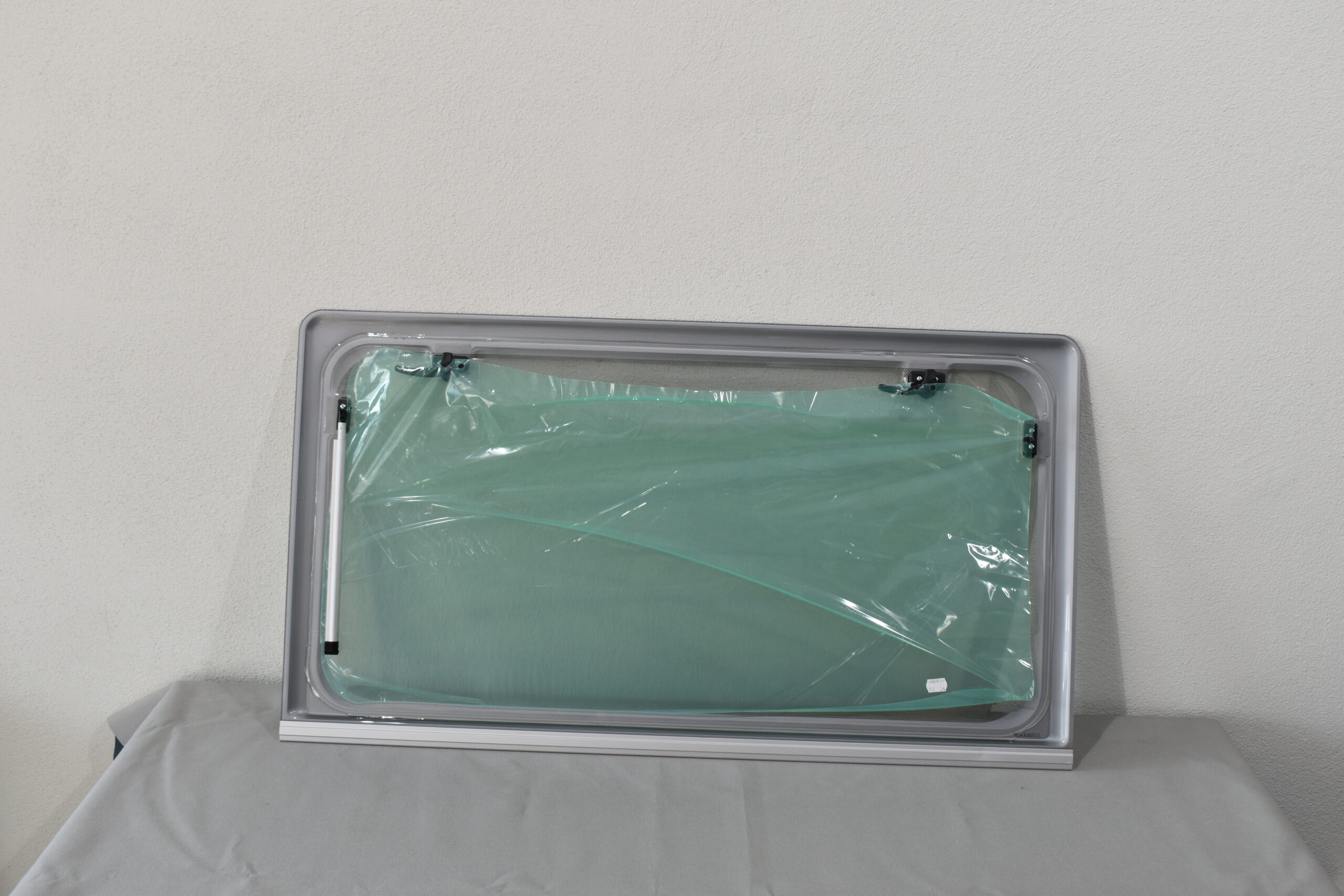 Ausstellfenster Ersatzscheibe Polyplastic 955 x 475 mm