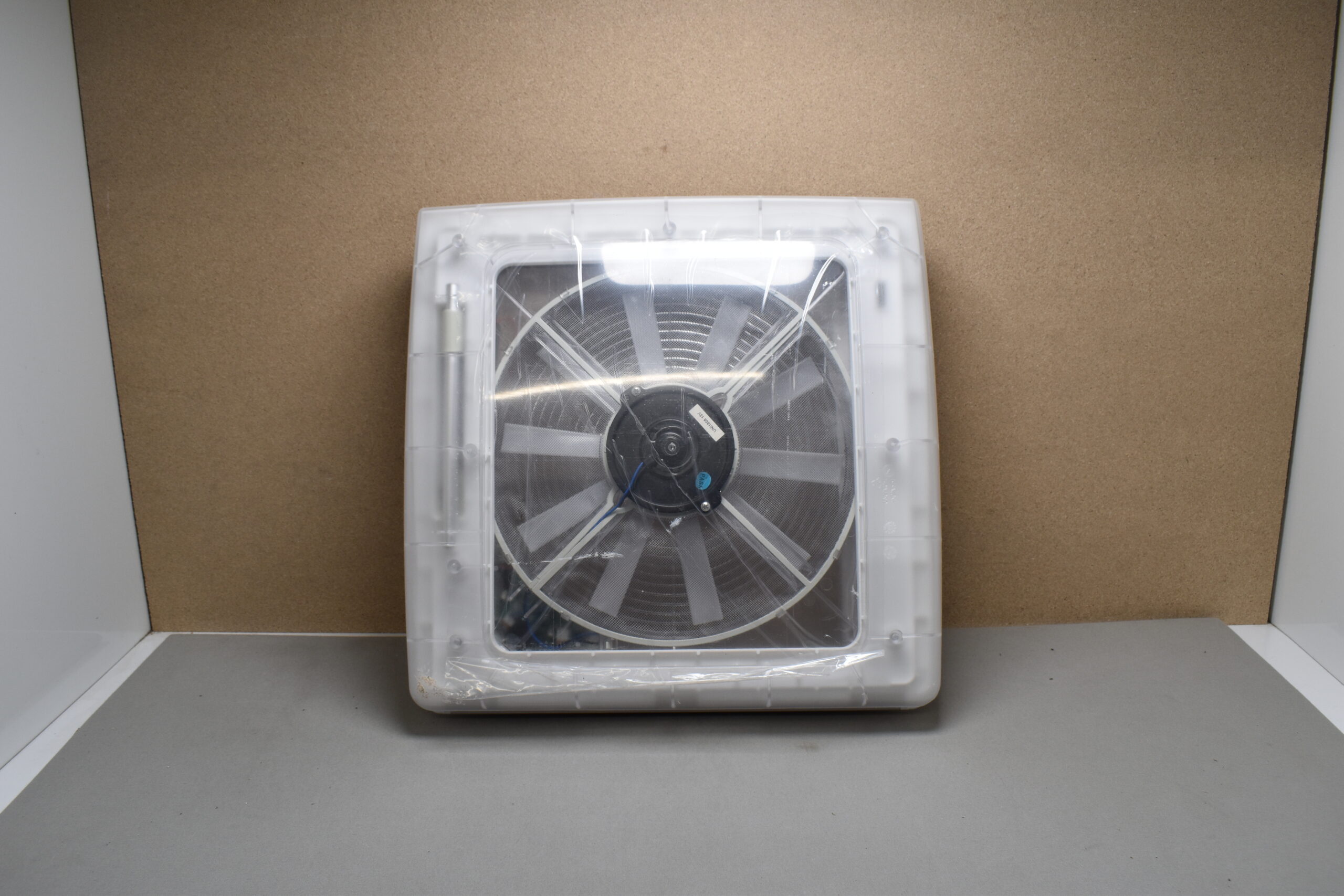 Lüfter Dachluke Thule 40x40cm