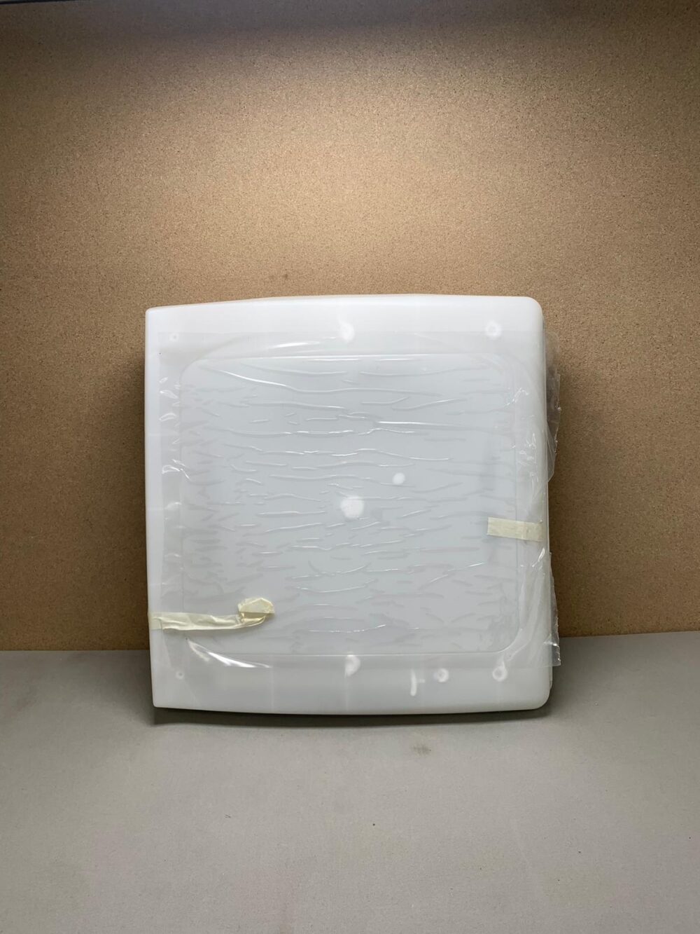 Thule Dachlüfter 40x40cm weiß