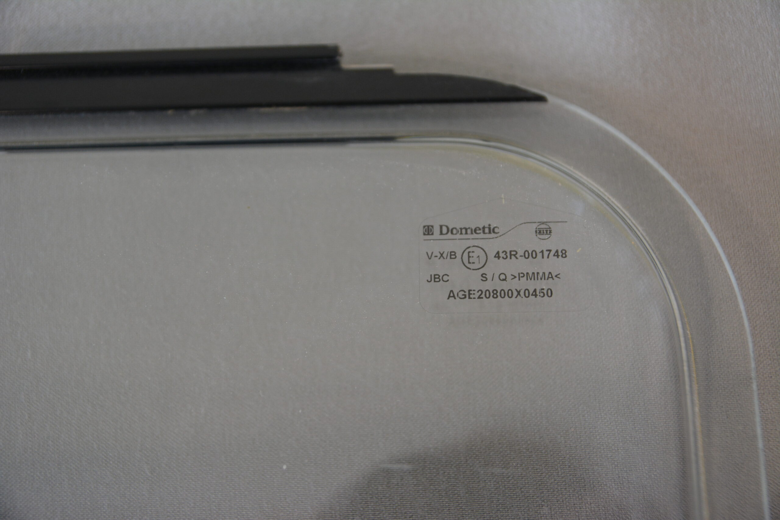 Ersatzscheibe Dometic 800x450mm