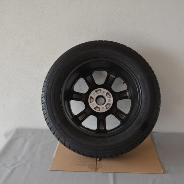 Continental Van Contact Camper 255/55R18