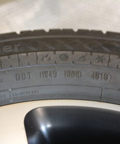 Continental Van Contact Camper 255/55R18