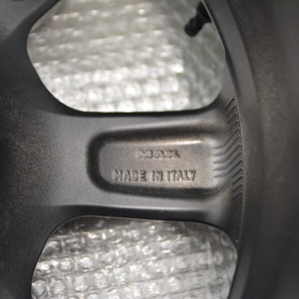 Continental Van Contact Camper 255/55R18